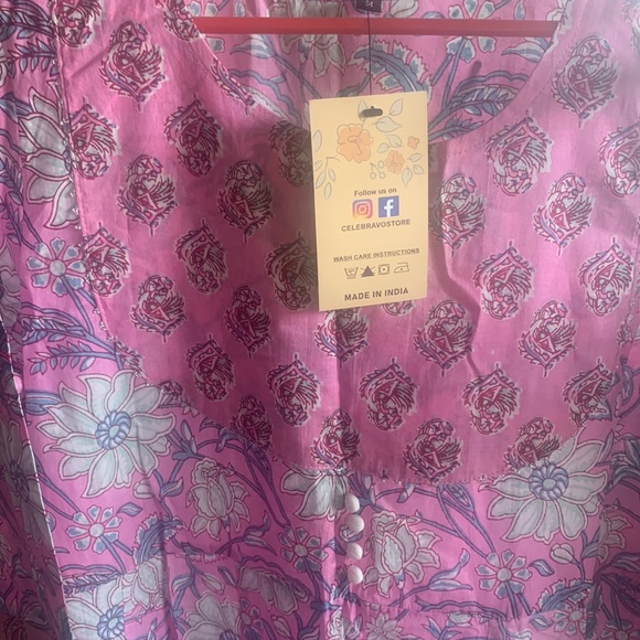 NWT: onion pink cotton kurta. Light flare, 3/4 sleeves. Perfect for summer! - Picture 3 of 6